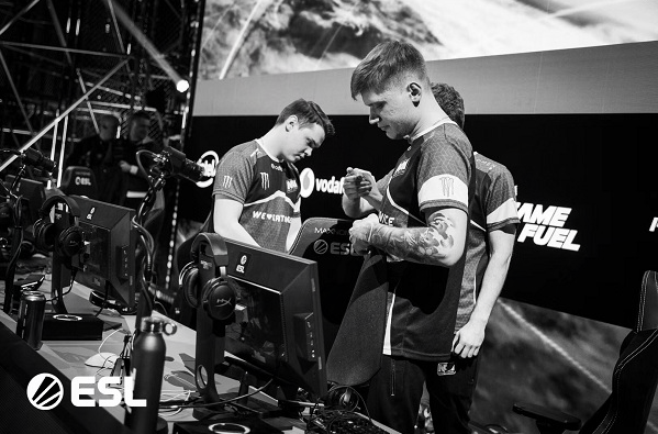 入剖析这一 入剖析这一