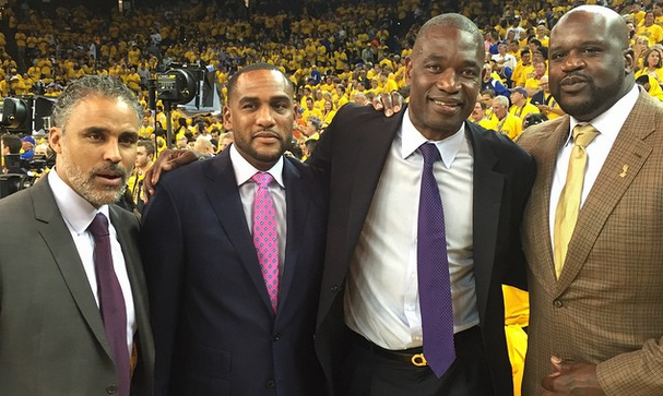 队整体协调 队整体协调