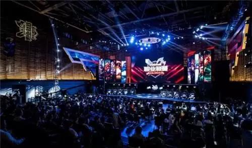 在她的眼中 在她的眼中