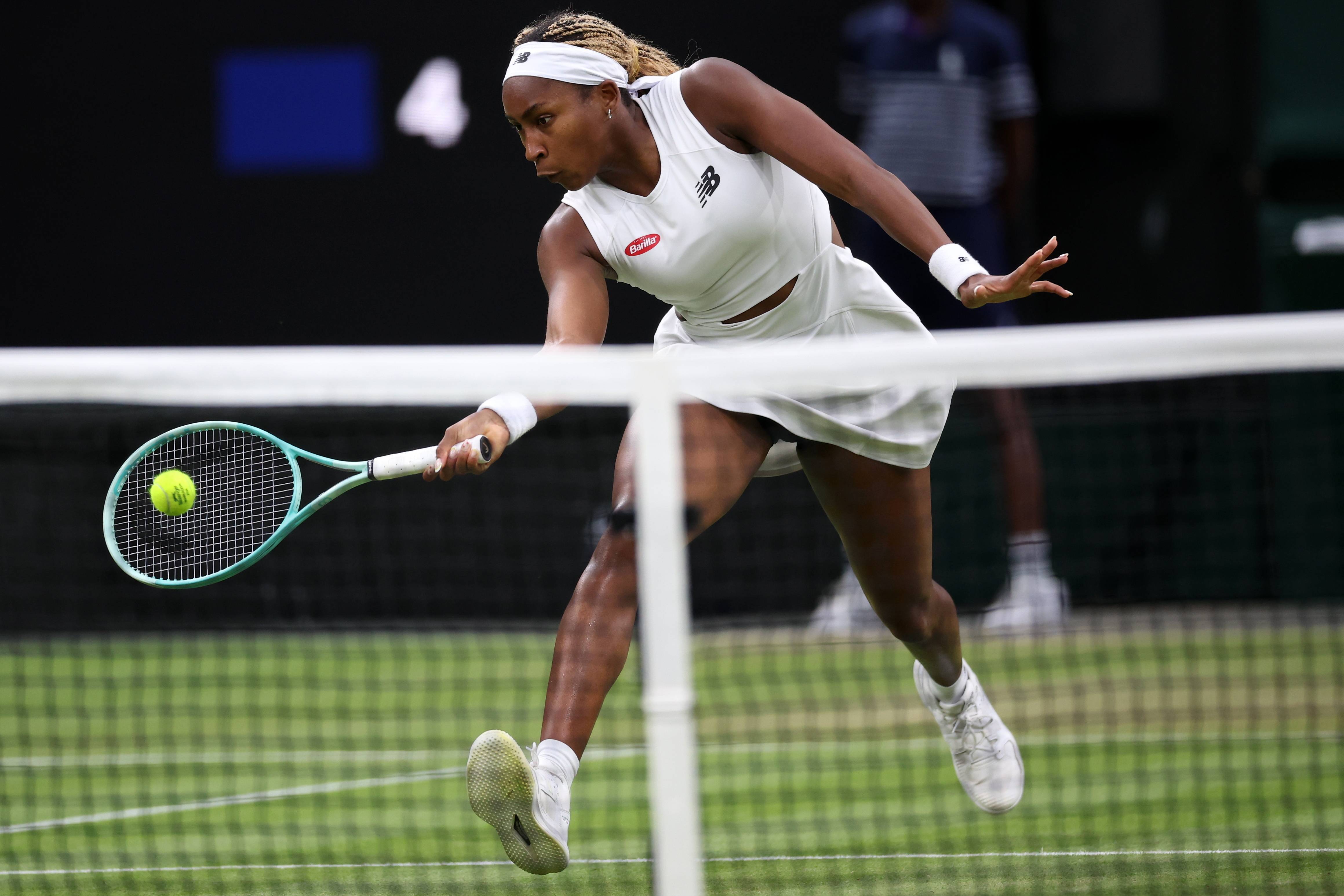 均居联赛前 均居联赛前