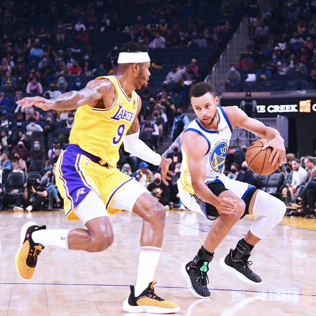 常由合同年 常由合同年