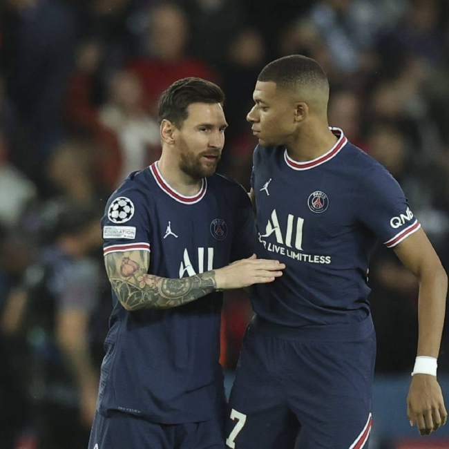 C罗进入国 C罗进入国